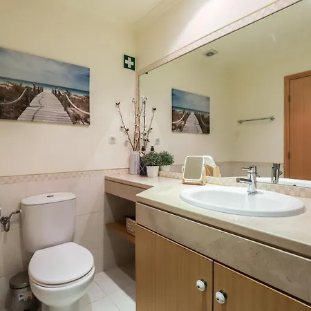 Vista Das Ondas Olhos Agua Charming Flat 公寓 奥霍斯德古阿